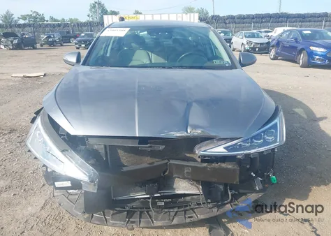 2019 Hyundai Elantra Limited из США, поврежденный, VIN 5NPD84LF1KH416467